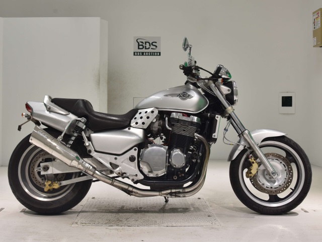 Honda X4 1998