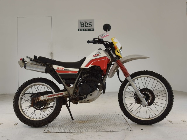 Yamaha SEROW XT225 1987