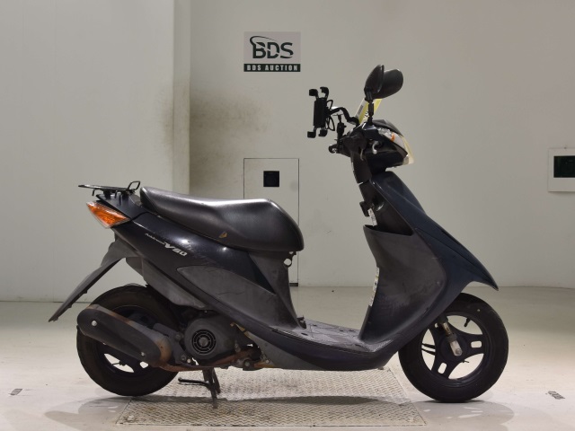 Suzuki ADDRESS V50