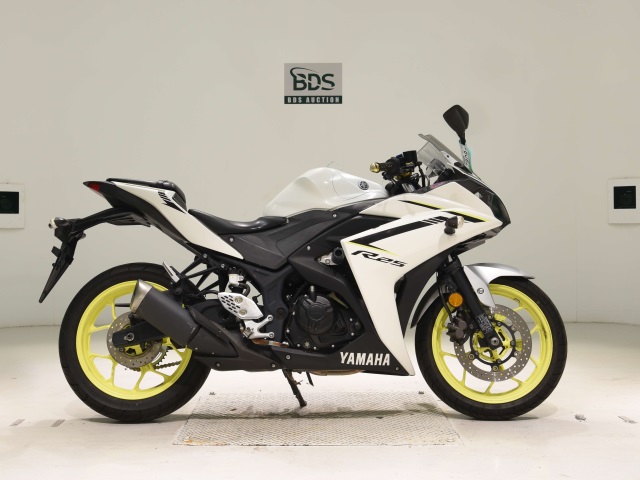 Yamaha YZF-R25 2018