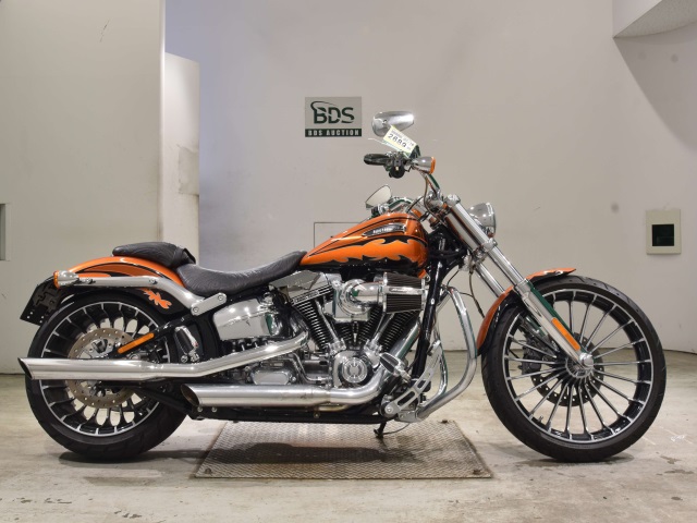 HD BREAKOUT FXSB1800 2014