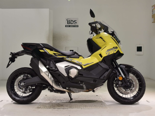 Honda X-ADV750 2025