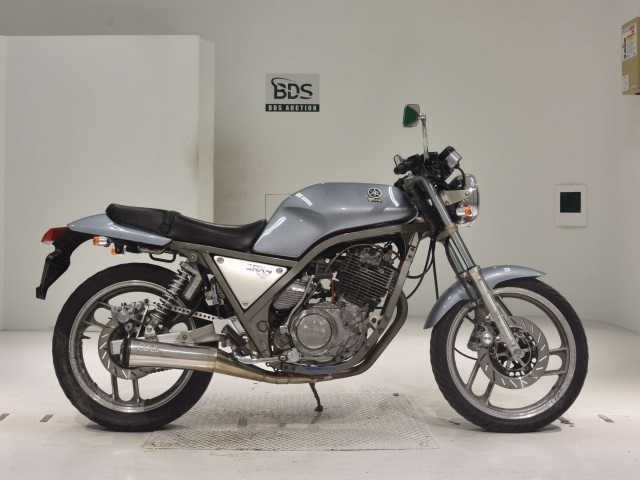 Yamaha SRX400 1986