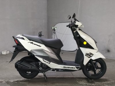 Suzuki AVENIS125