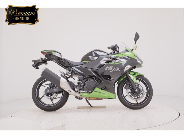 Kawasaki NINJA400 2025