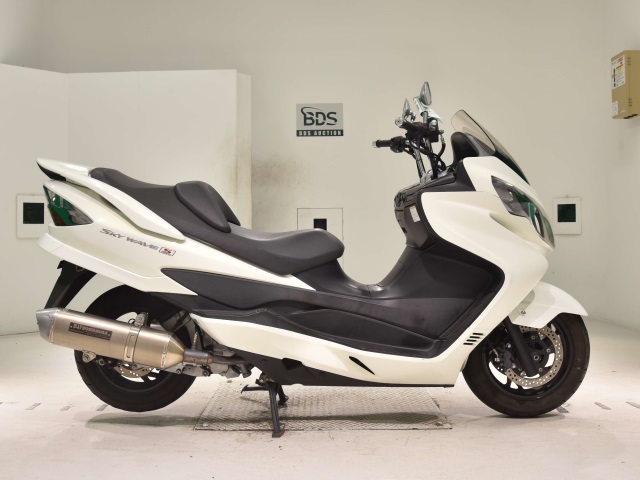 Suzuki SKYWAVE 400SA 2011