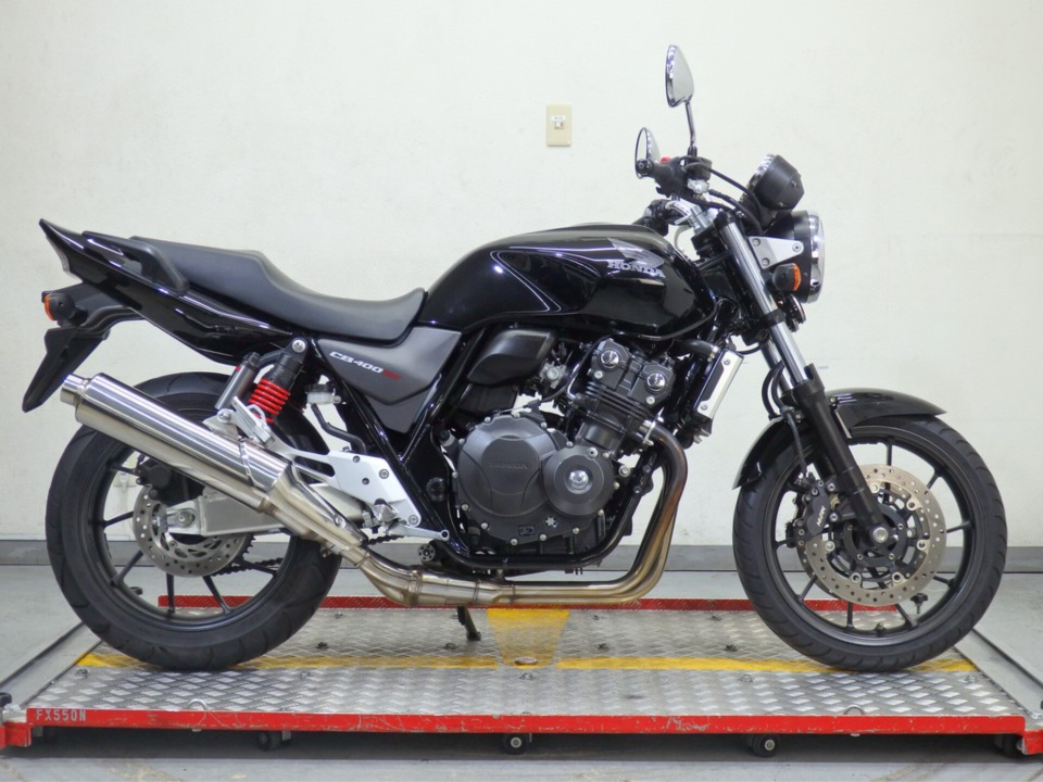 Honda CB400SF 2018
