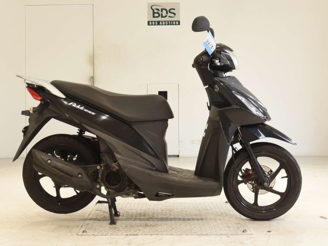 Suzuki ADDRESS V110
