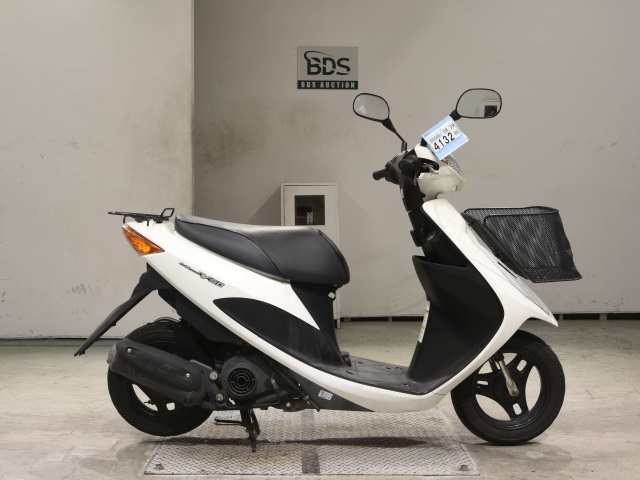 Suzuki ADDRESS V50