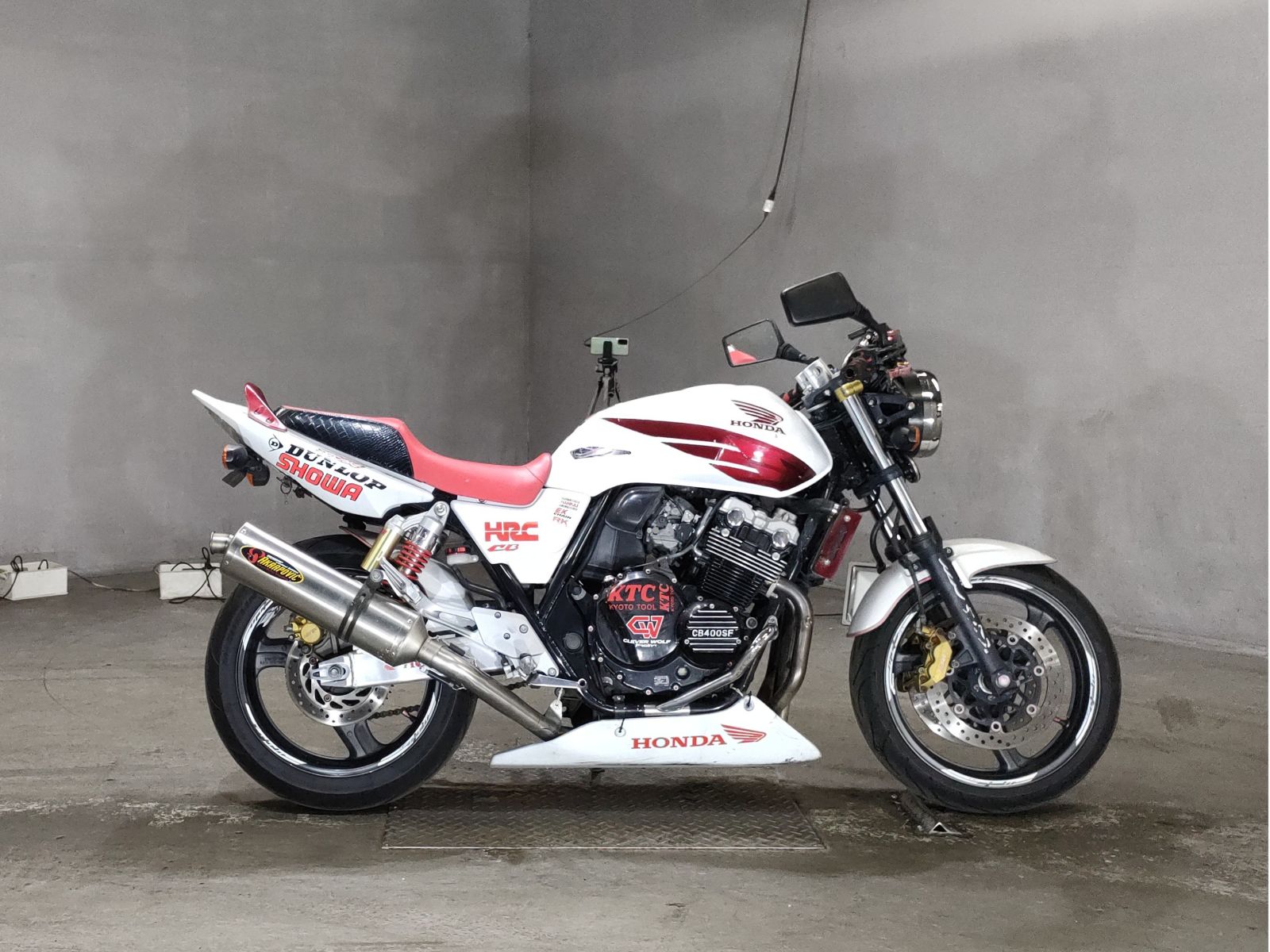 Honda CB400SFV 2006