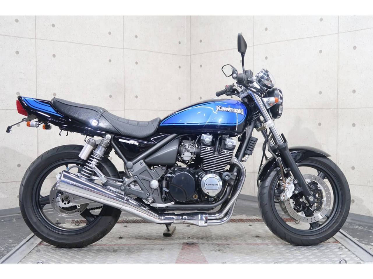 Kawasaki ZEPHYR400 2008