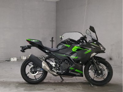Kawasaki NINJA400 2024