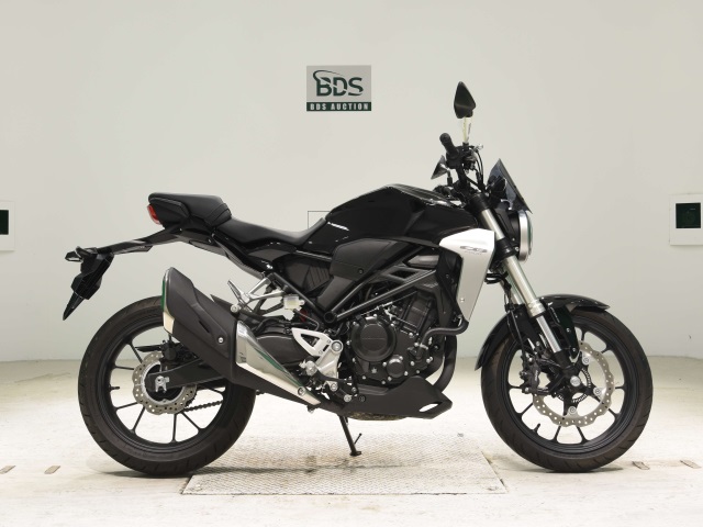 Honda CB250RA 2018
