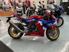 Honda CBR1000RR SP 2024