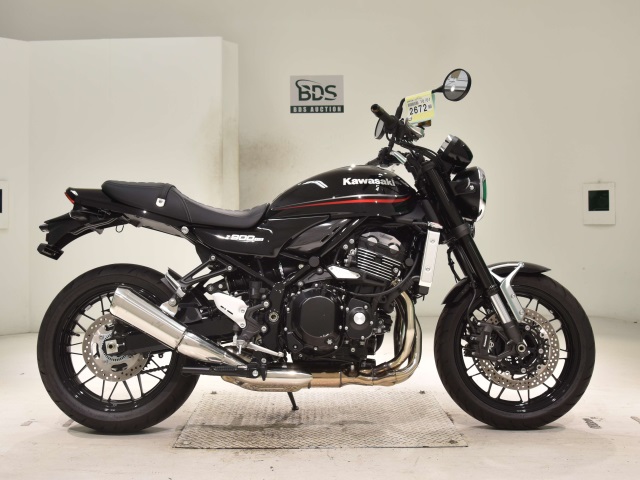 Kawasaki Z900RS 2024