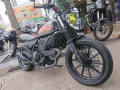 Ducati SCRAMBLER SIXTY2 2016