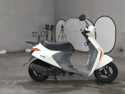 Suzuki LETS5