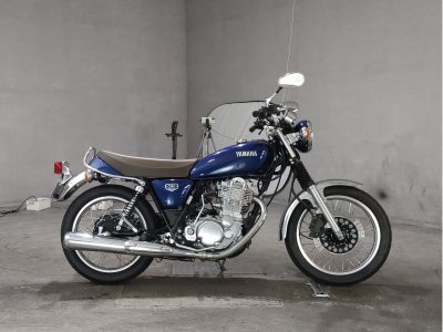 Yamaha SR400 2022