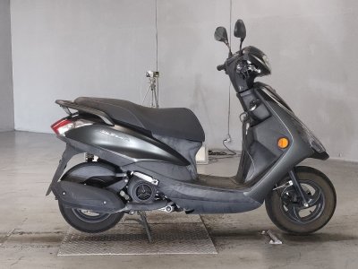 Yamaha AXIS Z 2017