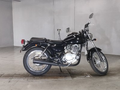 Suzuki ST250