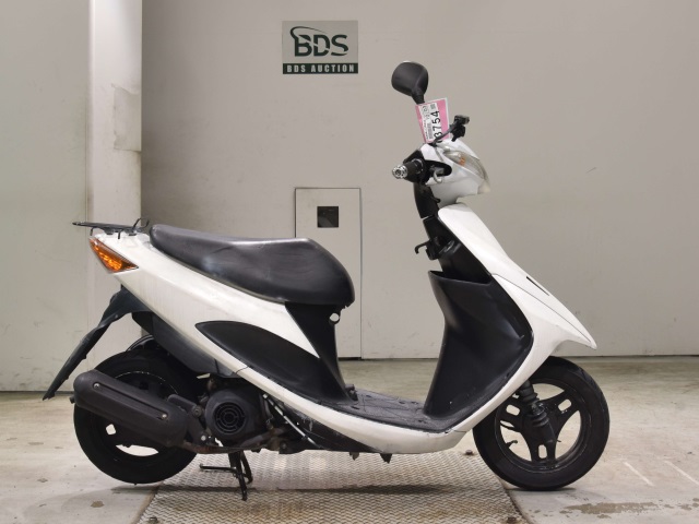Suzuki ADDRESS V50