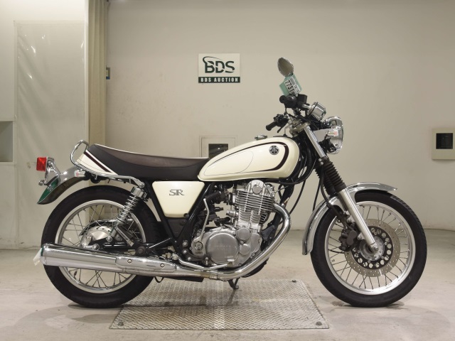 Yamaha SR400 2013