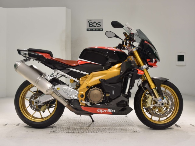 Aprilia TUONO1000 2010