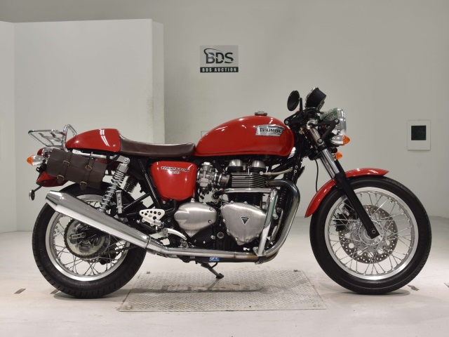 Triumph THRUXTON900 2012
