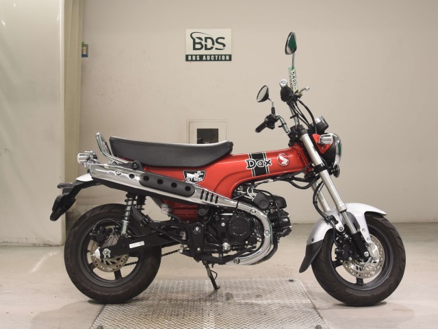 Honda DAX125 2022