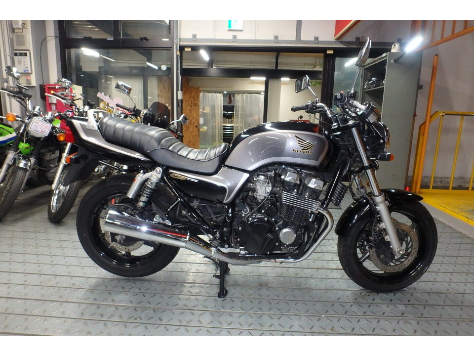 Honda CB750 2004