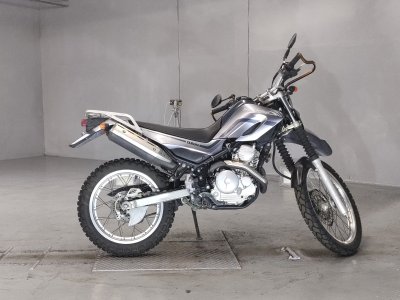 Yamaha SEROW XT250