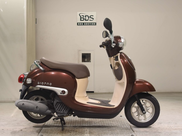 Honda GIORNO 2016