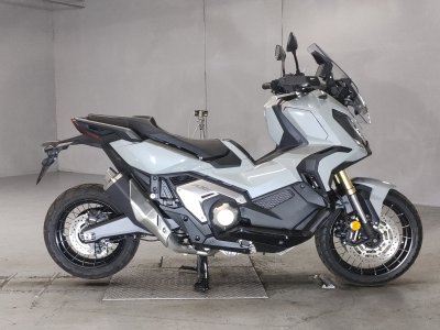 Honda X-ADV750 2023