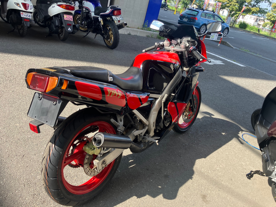 Yamaha TZR250