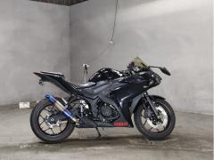 Yamaha YZF-R25 2015