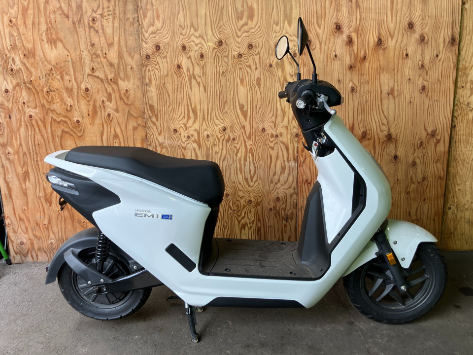 Honda EM1E: 2023