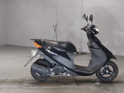 Suzuki ADDRESS V50