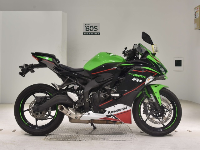 Kawasaki NINJA ZX-25R 2022