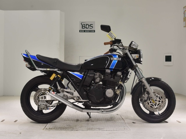 Yamaha XJR400 2000