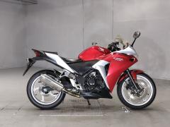 Honda CBR250R 2011
