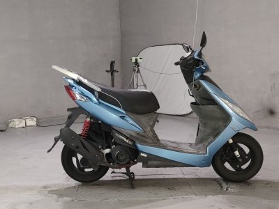 Kymco VJR125I
