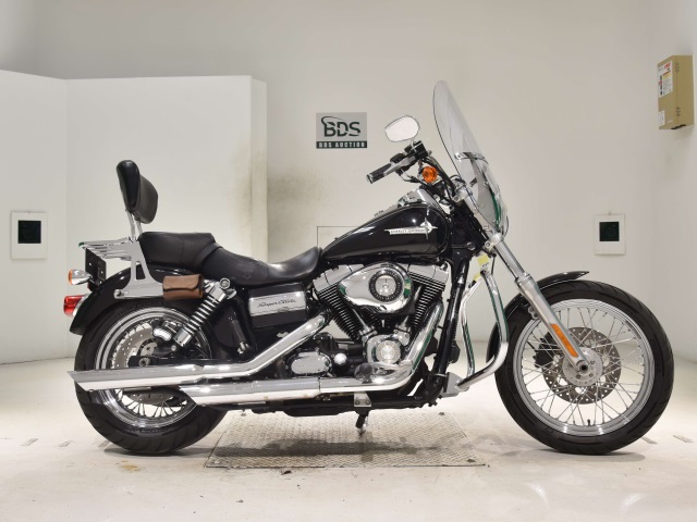 HD SUPER GLIDE FXDC1580 2011