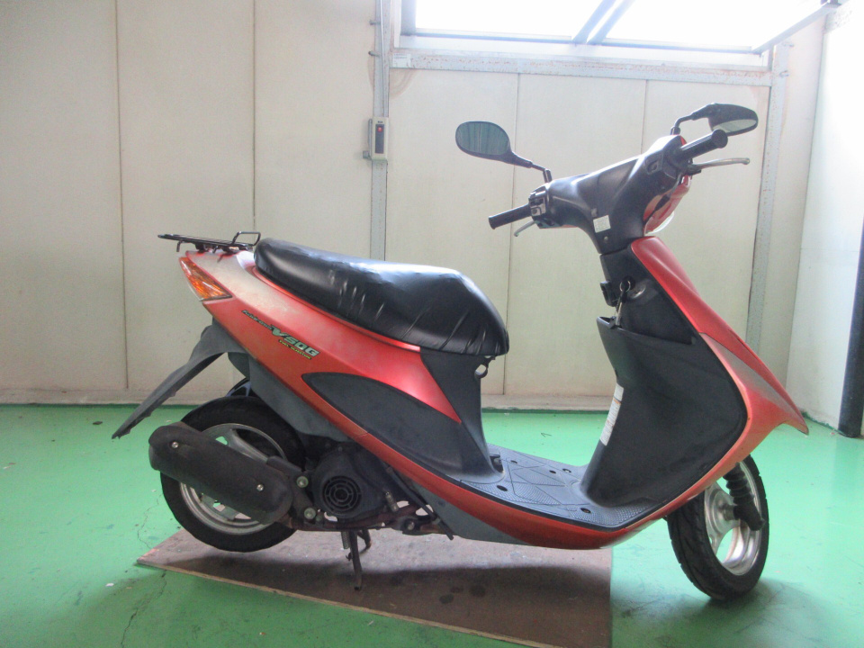 Suzuki ADDRESS V50