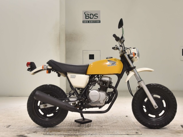Honda APE50 2002