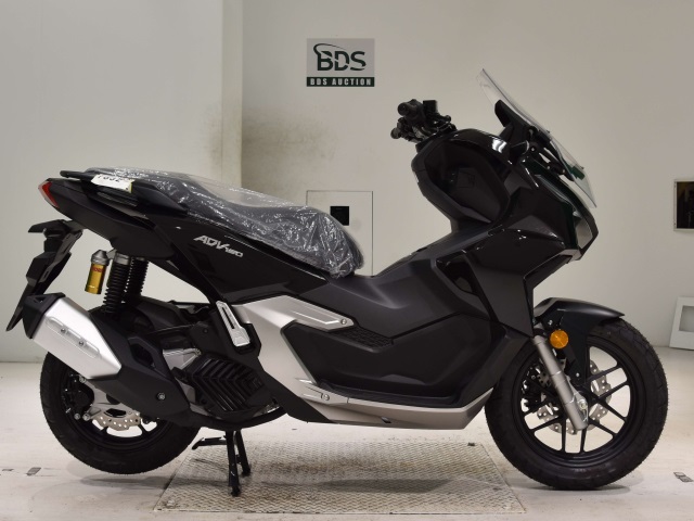 Honda ADV 160 2025