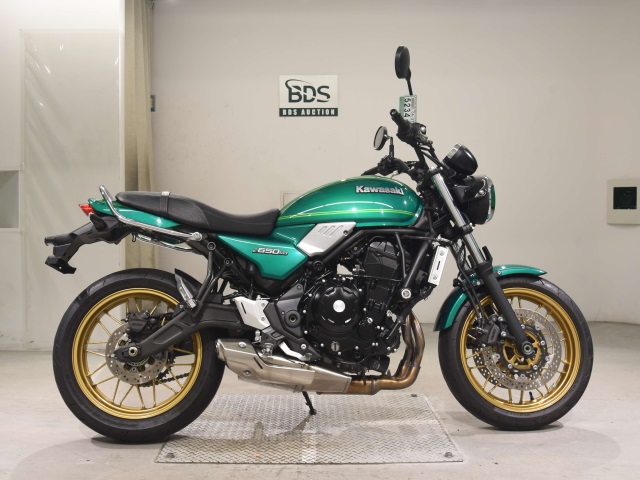 Kawasaki Z650RS 2023