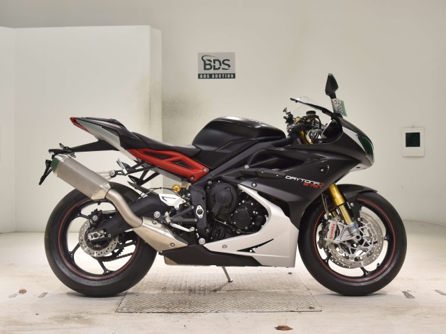 Triumph DAYTONA 675R 2016