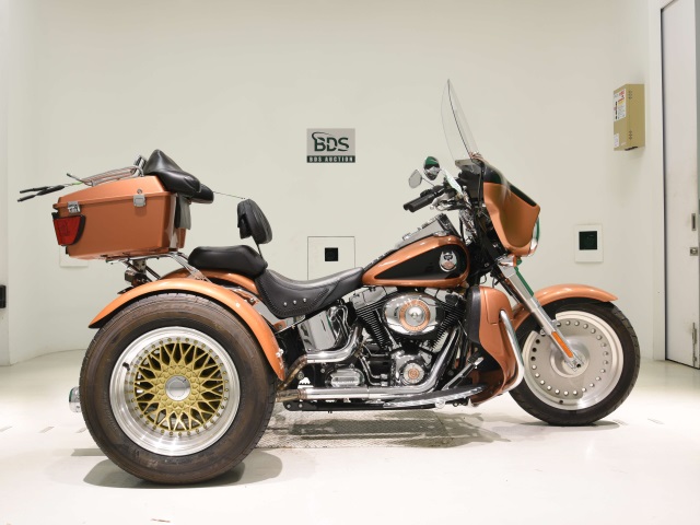 HD FLSTF1580 TRIKE 2008