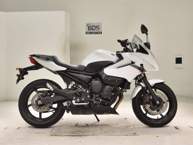 Yamaha XJ6 DIVERSION 2010