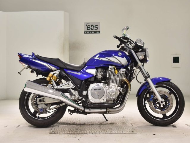 Yamaha XJR1300 2005